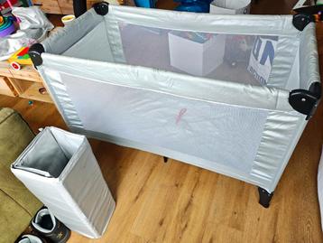 Camping bedje inclusief matras  beschikbaar voor biedingen