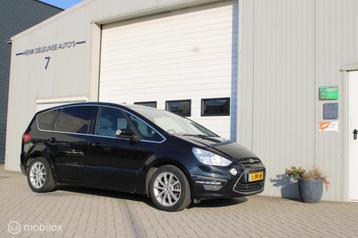 Ford S-Max 2.0 EcoBoost Platinum 7Persoons/Navi/Trekhaak beschikbaar voor biedingen