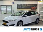 Ford Focus Wagon 1.5 TDCI NAVI|CRUISE|PDC|TREKHAAK|LM VELGEN, Auto's, Stof, Gebruikt, Wit, 685 kg