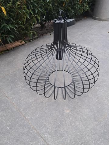 Zwarte Stalen Hanglamp - Modern Design beschikbaar voor biedingen