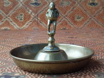 Zeldzaam antiek Charles Dickens schaaltje uit Engeland 1900. beschikbaar voor biedingen