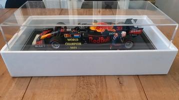 max verstappen world champion collectie  toro rosso redbull  beschikbaar voor biedingen