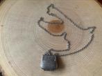 Ketting met hanger, Antiek en Kunst, Ophalen of Verzenden