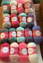 Kleine bolletjes acryl / katoen garen., Ophalen of Verzenden, Nieuw, Breien of Haken, Wol of Garen