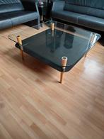 Glazen salontafel met houten poten en marmer onderblad., Ophalen, 50 tot 100 cm, Vierkant, 50 tot 100 cm