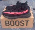 Yeezy 350 rood/zwarte, Kleding | Heren, Schoenen, Zwart, Boots, Ophalen of Verzenden, Zo goed als nieuw