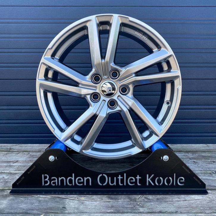 Skoda Elroq Enyaq Karoq Kodiaq Octavia SuperB Yeti Velgen 5x, Auto-onderdelen, Banden en Velgen, Velg(en), 18 inch, Personenwagen