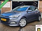 Hyundai i20 1.2 HP i-Motion Comfort|2e Eig|2015|Dealer OH!, Auto's, Hyundai, Origineel Nederlands, Te koop, Zilver of Grijs, 5 stoelen