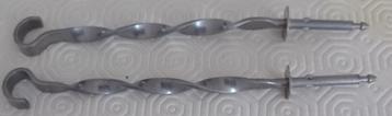 Te Koop:  Twee mixer gardes, nieuw.   Totale lengte: 22 cm. beschikbaar voor biedingen