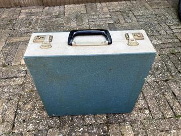 Platenkoffer Vintage beschikbaar voor biedingen
