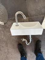 Wastafel met kraan, Huis en Inrichting, Badkamer | Badkamermeubels, Ophalen, Minder dan 50 cm, Gebruikt, Minder dan 100 cm