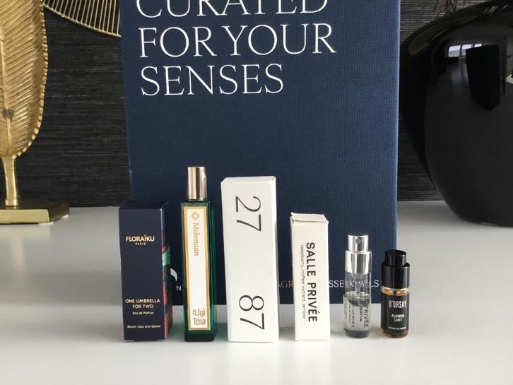 Skins parfum box (Niche), Sieraden, Tassen en Uiterlijk, Uiterlijk | Parfum, Zo goed als nieuw, Verzenden