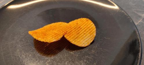UNIEKE totaal maffe dubbele chip van Lays, Verzamelen, Overige Verzamelen, Zo goed als nieuw, Ophalen