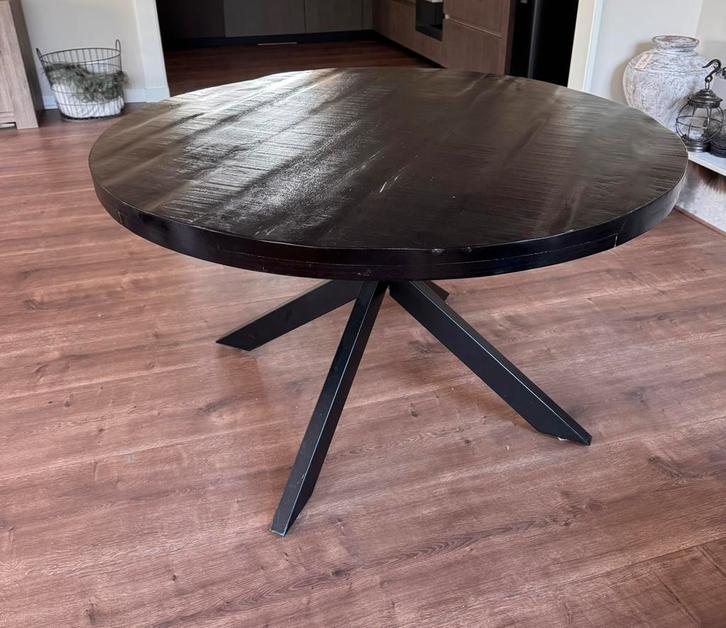 Eettafel mangohout 130 cm, Huis en Inrichting, Tafels | Eettafels, Zo goed als nieuw, 100 tot 150 cm, 100 tot 150 cm, Vijf personen of meer