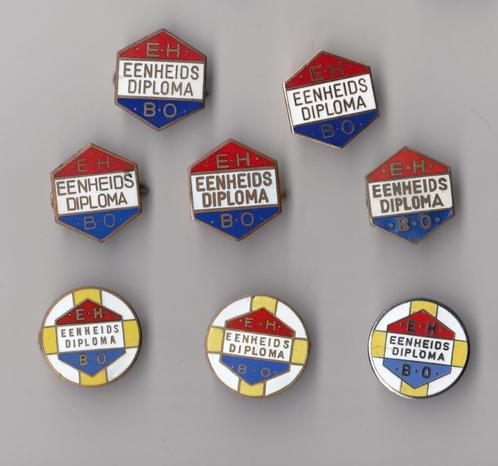 Emaille EHBO broches, Verzamelen, Speldjes, Pins en Buttons, Gebruikt, Speldje of Pin, Overige onderwerpen, Ophalen of Verzenden