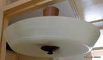 Mid Century plafondlamp met bewerkt melkglas, Huis en Inrichting, Lampen | Hanglampen, Ophalen, Gebruikt, N.v.t., N.v.t.