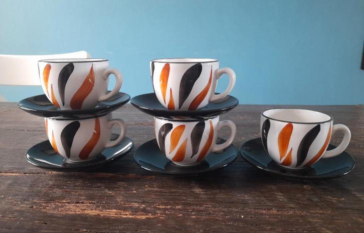 Vintage kop en schotels van Znojmo select uit Tsjechië., Huis en Inrichting, Keuken | Servies, Zo goed als nieuw, Kop(pen) en/of Schotel(s)