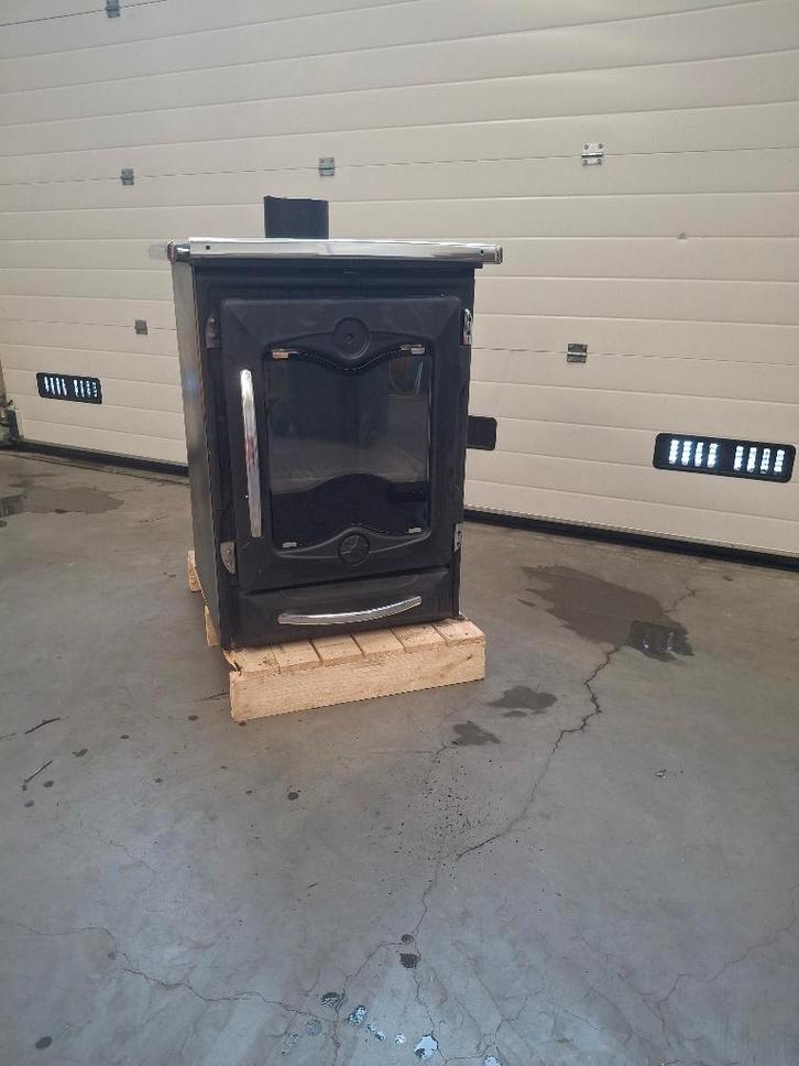 Houtgestookt fornuis op CV, Huis en Inrichting, Kachels, Gebruikt, Vrijstaand, Houtkachel, Hout, Ophalen
