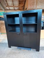 Zwarte zwarte kast, Huis en Inrichting, Kasten | Vitrinekasten, Ophalen of Verzenden, 25 tot 50 cm