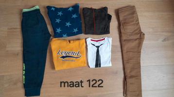 Kledingpakket maat 122 beschikbaar voor biedingen