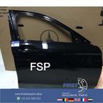 W205 DEUR RECHTS VOOR Mercedes C Klasse ZWART PORTIER 2014-2, Rechts, Gebruikt, Deur, Mercedes-Benz