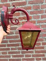 Oud ijzeren, brocante buitenlampje, Gebruikt, Wandlamp, Ophalen of Verzenden, 50 tot 250 watt