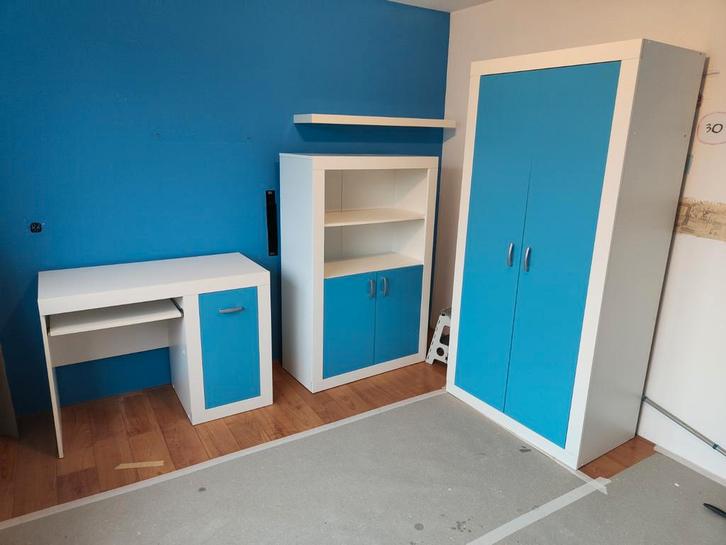 Blauw-Witte meubels voor een kinderkamer, Kinderen en Baby's, Kinderkamer | Complete kinderkamers, Zo goed als nieuw, Jongetje of Meisje