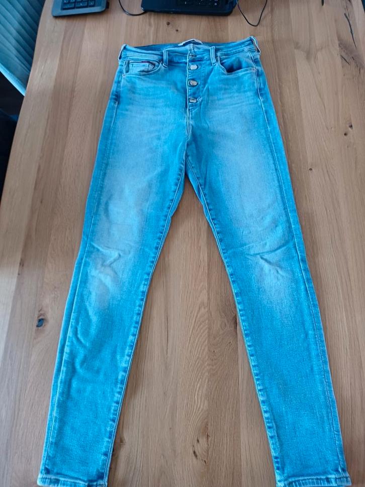 Tommy Hilfiger skinny jeans, Kleding | Dames, Spijkerbroeken en Jeans, Zo goed als nieuw, W28 - W29 (confectie 36), Blauw, Ophalen of Verzenden