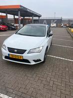 Seat Leon 1.2 TSI 77KW/105PK 2013 Wit, Auto's, Voorwielaandrijving, 4 cilinders, Leon, Handgeschakeld