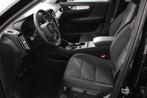 Volvo XC40 1.5 T3 163pk Automaat Momentum Navigatie Apple Ca, Auto's, 1525 kg, Gebruikt, Euro 6, Leder en Stof