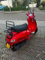 Scooter, Fietsen en Brommers, Benzine, Overige modellen, Maximaal 45 km/u, Zo goed als nieuw