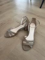 gold metallic bruidsschoenen maat 39,5 merk rainbow club, Ophalen of Verzenden, Zo goed als nieuw, Schoenen