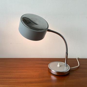 Vintage jaren 60 70 Italiaans design aluminium lamp beschikbaar voor biedingen