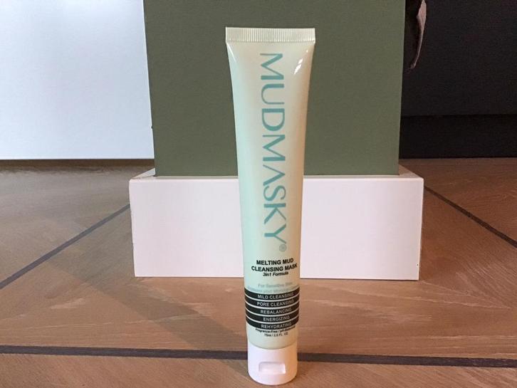 Mudmasky Melting Mud Cleansing mask 75 ML NIEUW, Sieraden, Tassen en Uiterlijk, Uiterlijk | Gezichtsverzorging, Nieuw, Reiniging