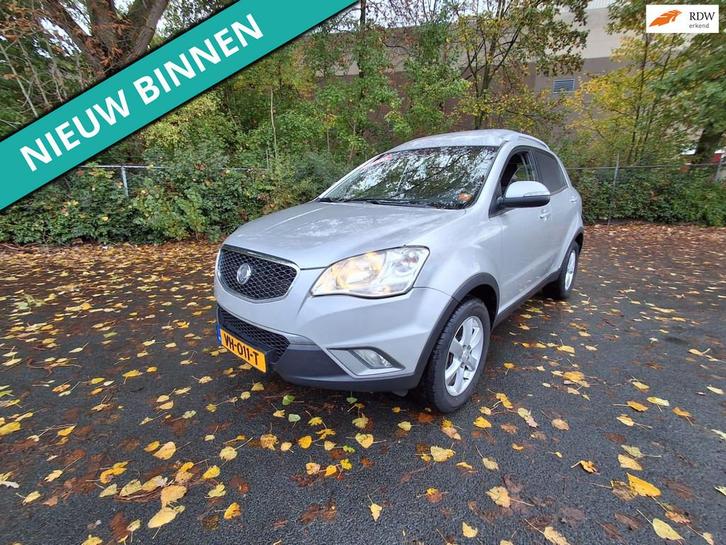 SsangYong Korando 2.0 XDI Quartz HR NETTE AUTO RIJDT EN SCHA, Auto's, Bestelauto's, Bedrijf, Te koop, 4x4, ABS, Airbags, Airconditioning