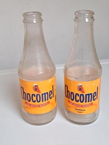 2x oude Chocomel flesjes beschikbaar voor biedingen