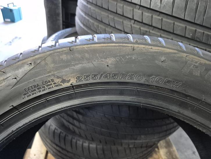 Goodyear Winterbanden 245/45/20 - Mercedes GLC, Auto-onderdelen, Banden en Velgen, Band(en), Winterbanden, 20 inch, 245 mm, Personenwagen
