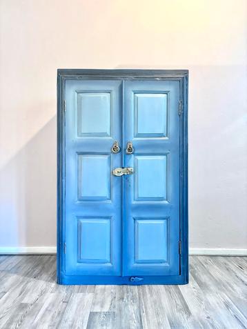 Unieke Ibiza Style Linnenkast | Verschillende Blauwtinten beschikbaar voor biedingen