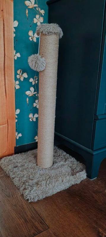 Gloednieuwe krabpaal 80cm beschikbaar voor biedingen