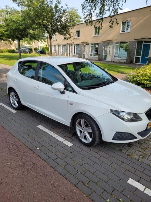Seat Ibiza 1.2 44KW 5DRS 2010 Wit, Auto's, Seat, Particulier, Ibiza, Benzine, B, Hatchback, Handgeschakeld, Origineel Nederlands