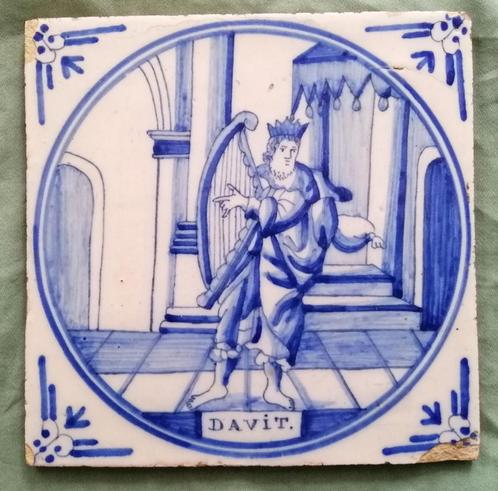 Antieke tegel met Davit - koning David - bijbeltegel, Antiek en Kunst, Antiek | Wandborden en Tegels, Ophalen of Verzenden