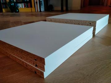 7 witte planken voor IKEA BILLY KAST