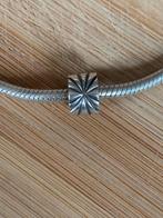 Zilveren Pandora clip met zonmotief, Sieraden, Tassen en Uiterlijk, Bedels, Gebruikt, Pandora, Ophalen of Verzenden, 1 bedel