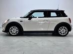 Mini 1.5 Cooper - Automaat - slechts 68.000km NL auto, Auto's, 136 pk, Gebruikt, Euro 6, 4 stoelen