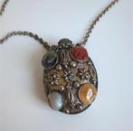 Vintage parfumflesjes aan ketting India edelstenen, Onbekend, Ophalen of Verzenden, Gedragen