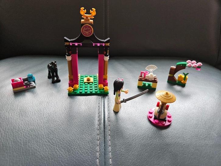 Lego set: 41151 - Mulan's trainingsdag, Kinderen en Baby's, Speelgoed | Duplo en Lego, Gebruikt, Lego, Complete set, Ophalen of Verzenden
