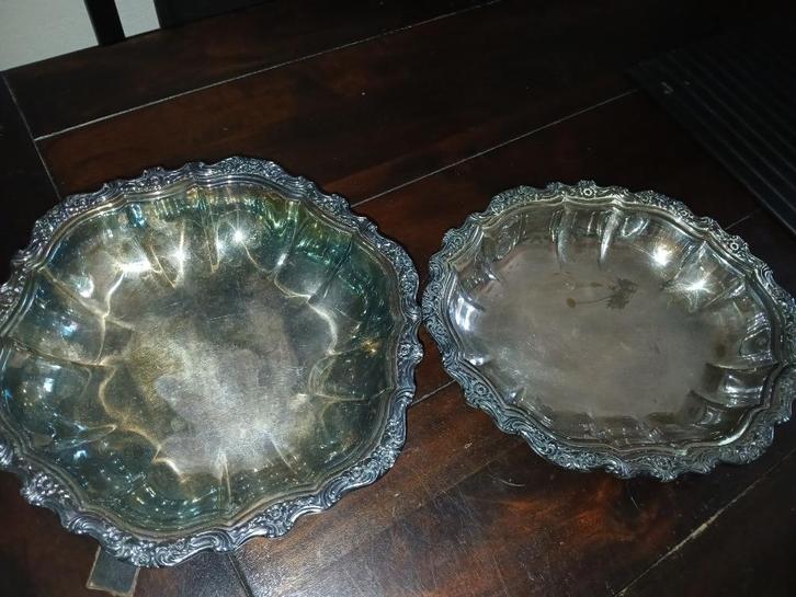 Verzilverde schaaltjes - 2 stuks, Antiek en Kunst, Antiek | Goud en Zilver, Zilver, Ophalen of Verzenden
