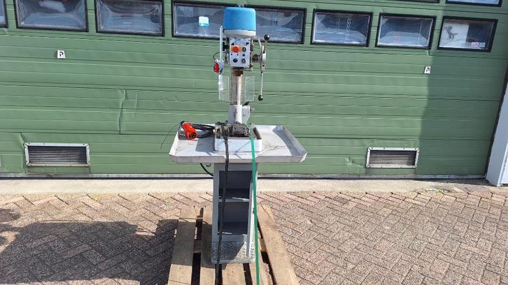 Kolomboormachine, Ixion, 15 GL 380V, Doe-het-zelf en Verbouw, Gereedschap | Boormachines, Gebruikt, Kolomboormachine, 600 watt of meer
