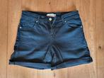 Zwarte jeans korte broek short maat 36, Ophalen of Verzenden, Gedragen, Zwart, W28 - W29 (confectie 36)