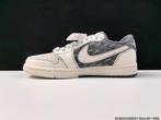 Travis Scott x Air Jordan 1 Low, Nike, Ophalen, Nieuw, Sneakers of Gympen